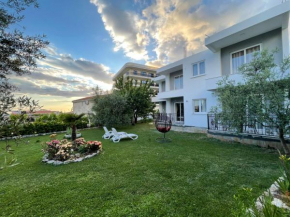 Sea Garden Apartments